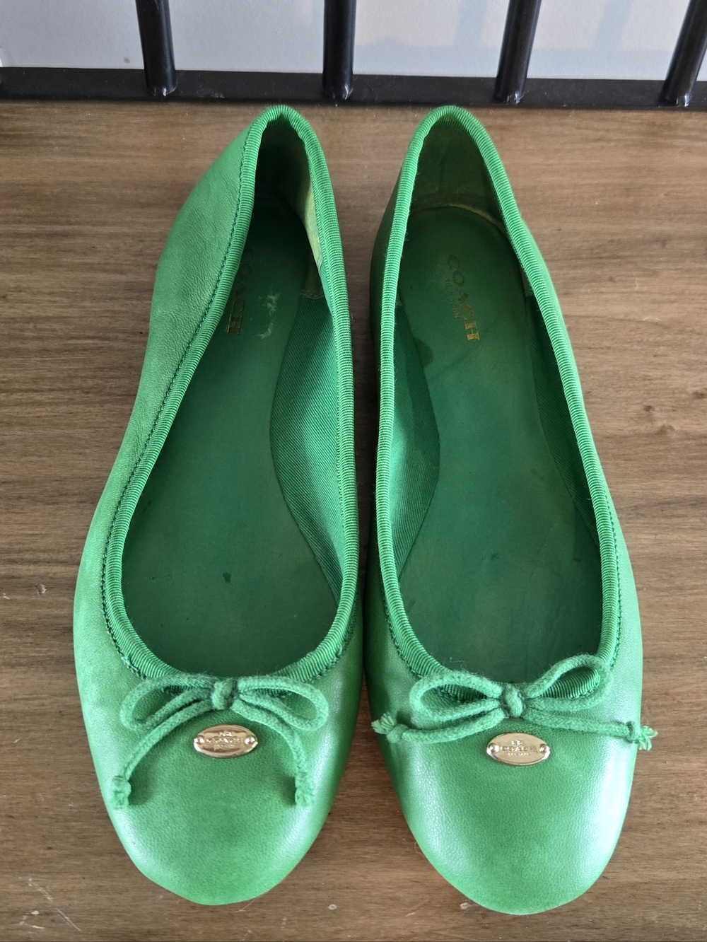 Coach Women's Green Ballet Flats - Picture 5 of 9